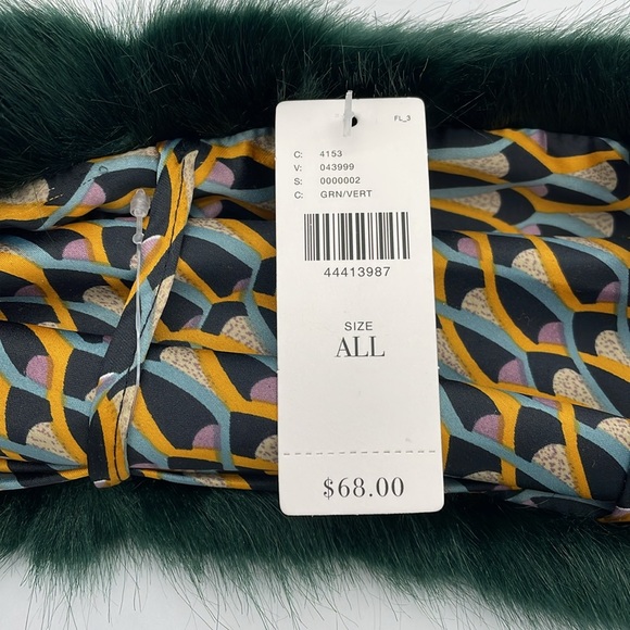 Anthropologie Dark Green Faux Fur Collar Muffler - NWT